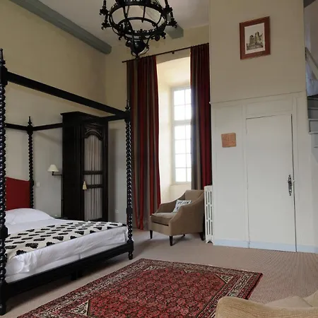 Chateau Royal De Saint-saturnin