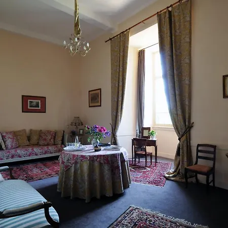 Chateau Royal De Saint-saturnin Saint-Saturnin (Puy-de-Dome)