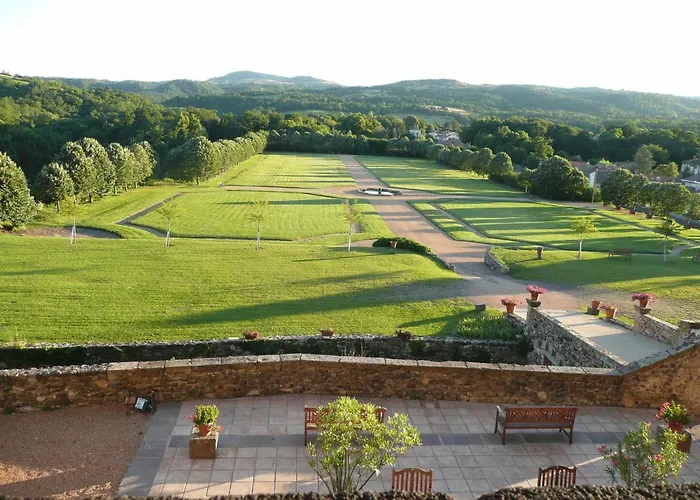 Chateau Royal De Saint-saturnin