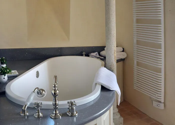 Frühstückspension Chateau Royal De Saint-saturnin