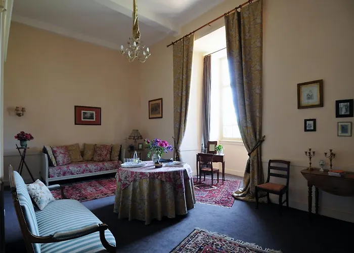 Chateau Royal De Saint-saturnin Saint-Saturnin (Puy-de-Dome)