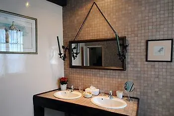 Chateau Royal De Saint-saturnin