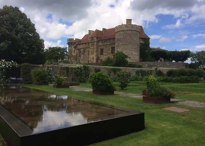 Chateau Royal De Saint-saturnin Frühstückspension Saint-Saturnin (Puy-de-Dome)