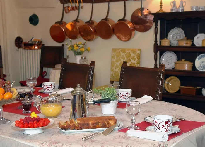 Chateau Royal De Saint-saturnin Frühstückspension